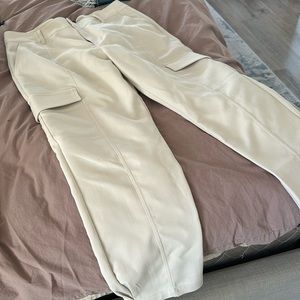 Women’s cream trouser cargo